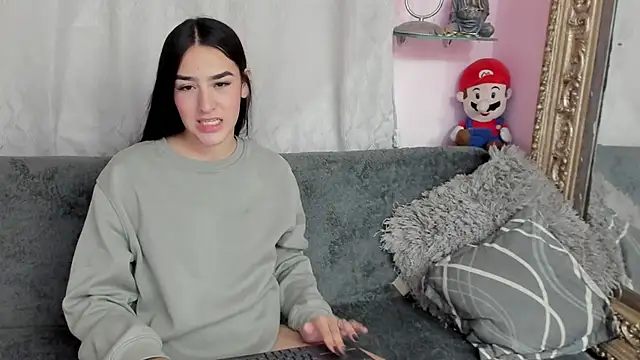 Snapshot of oriana_faddila chatting on March 2025 05:00:01 AM oriana faddila online show from March 2025 05:00:01 AM