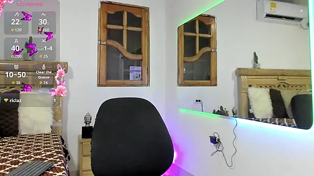 oriana faddila online show from April 2026 04:08:02 AM