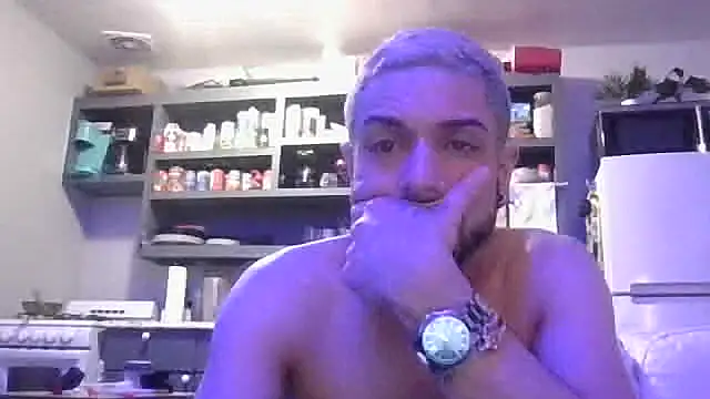 DerekPerez2025 online show from March 2026 04:01:01 PM