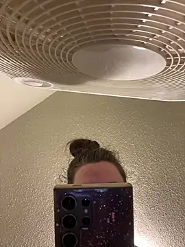 Snapshot of PeakabumPromo chatting on April 2026 04:44:02 PM PeakabumPromo online show from April 2026 04:44:02 PM