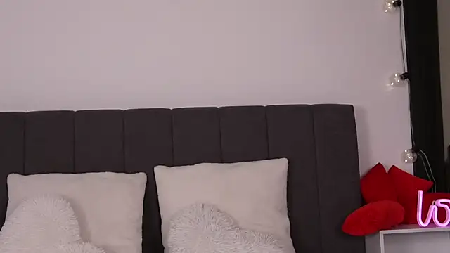 madymuse online show from February 2026 11:15:01 PM