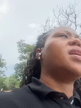 AmanteAmante online show from February 2025 03:52:02 PM