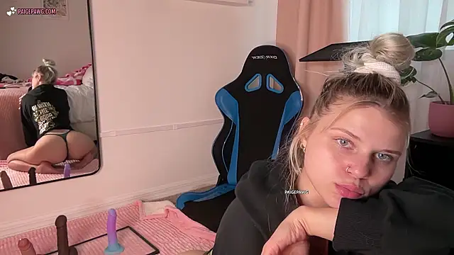 PaigePawg online show from February 2026 03:13:02 PM