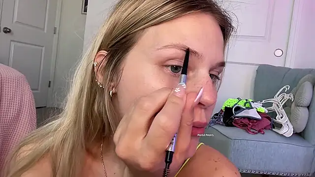 PaigePawg online show from April 2026 01:57:02 PM