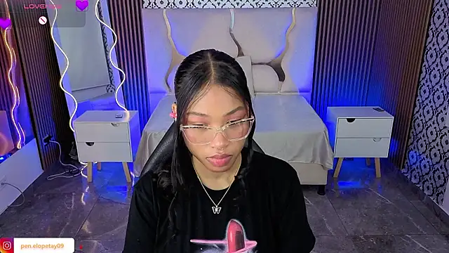 Snapshot of penelope_tay1 chatting on February 2026 03:14:02 AM penelope tay1 online show from February 2026 03:14:02 AM