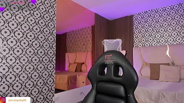 Snapshot of penelope_tay1 chatting on February 2026 03:27:01 AM penelope tay1 online show from February 2026 03:27:01 AM