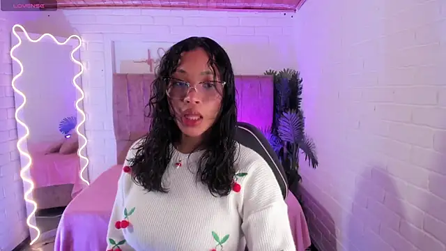 penelope tay1 online show from October 2025 03:41:02 AM