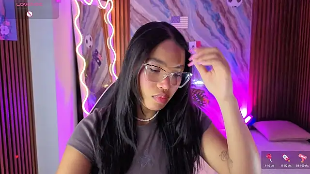 Snapshot of penelope_tay1 chatting on July 2026 03:04:01 AM penelope tay1 online show from July 2026 03:04:01 AM