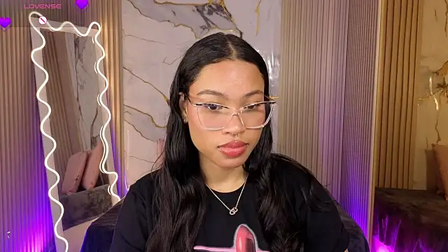 Snapshot of penelope_tay1 chatting on March 2026 03:40:02 AM penelope tay1 online show from March 2026 03:40:02 AM