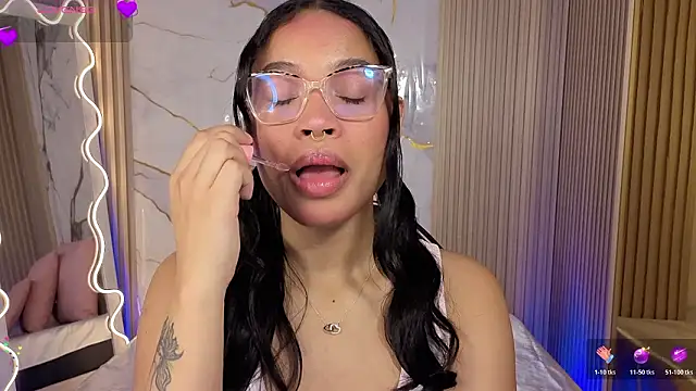 Snapshot of penelope_tay1 chatting on March 2026 03:30:02 AM penelope tay1 online show from March 2026 03:30:02 AM