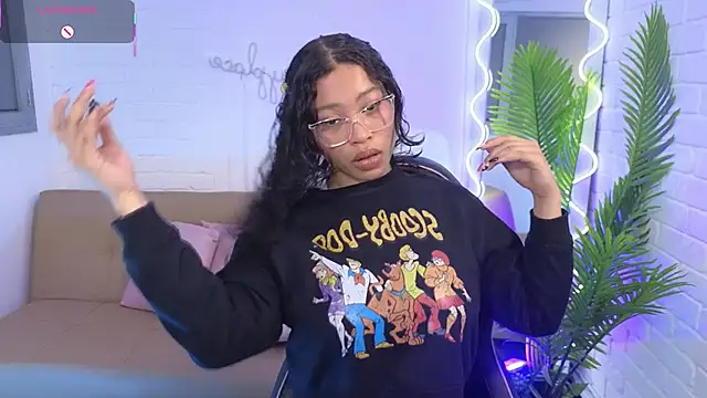 Snapshot of penelope_tay1 chatting on October 2025 03:51:02 AM penelope tay1 online show from October 2025 03:51:02 AM