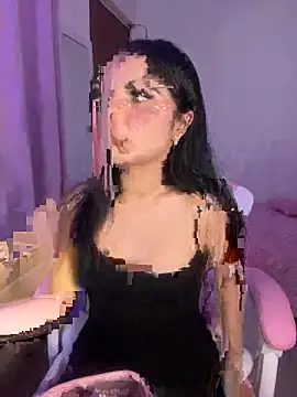 Emily-14 online show from December 2025 08:17:01 AM