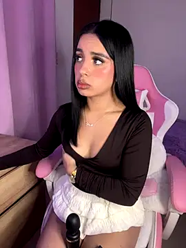 Emily-14 online show from January 2026 05:14:02 AM