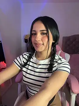 Snapshot of Emily-14 chatting on September 2025 03:13:02 AM Emily-14 online show from September 2025 03:13:02 AM