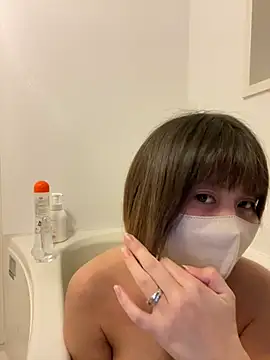 Snapshot of -anzu-o chatting on December 2024 12:35:01 PM -anzu-o online show from December 2024 12:35:01 PM