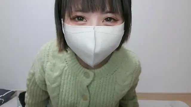 Snapshot of -anzu-o chatting on January 2025 01:51:02 PM -anzu-o online show from January 2025 01:51:02 PM