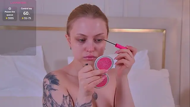 DorisHell online show from March 2025 05:52:01 PM