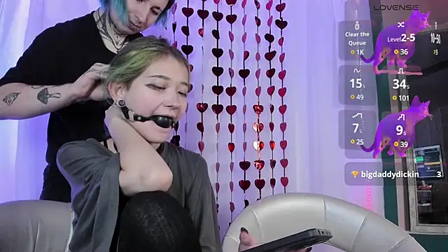 Snapshot of Milten-Trish chatting on March 2025 02:07:02 AM Milten-Trish online show from March 2025 02:07:02 AM