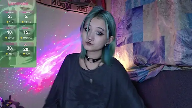 Snapshot of Milten-Trish chatting on October 2025 11:13:02 PM Milten-Trish online show from October 2025 11:13:02 PM