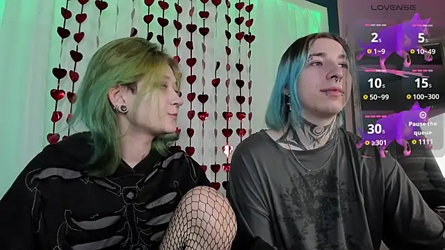 Snapshot of Milten-Trish chatting on March 2025 09:34:01 PM Milten-Trish online show from March 2025 09:34:01 PM