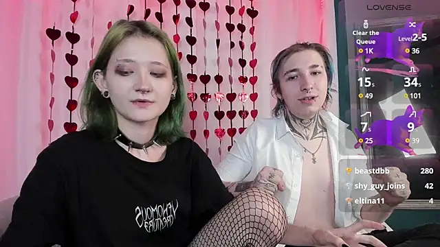 Snapshot of Milten-Trish chatting on February 2025 08:47:02 PM Milten-Trish online show from February 2025 08:47:02 PM