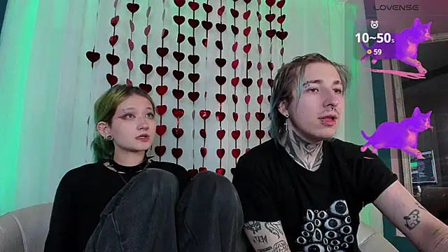 Snapshot of Milten-Trish chatting on March 2025 09:27:01 PM Milten-Trish online show from March 2025 09:27:01 PM