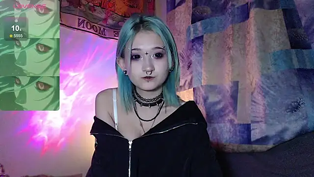 Snapshot of Milten-Trish chatting on October 2025 11:51:02 PM Milten-Trish online show from October 2025 11:51:02 PM