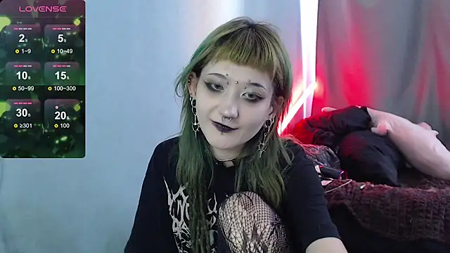 Snapshot of Milten-Trish chatting on May 2026 01:48:02 PM Milten-Trish online show from May 2026 01:48:02 PM