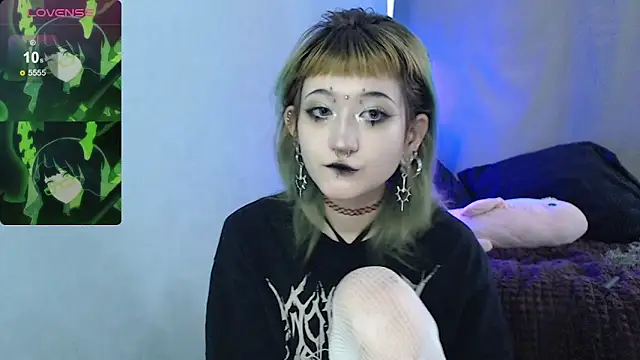 Snapshot of Milten-Trish chatting on May 2026 01:56:01 PM Milten-Trish online show from May 2026 01:56:01 PM