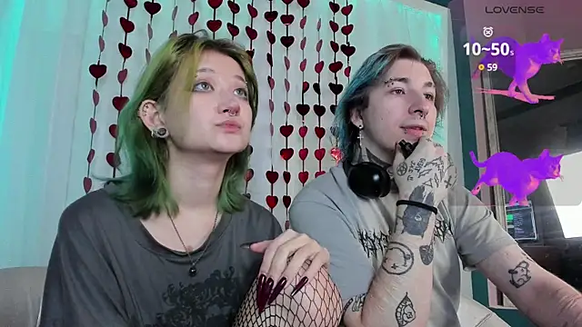 Snapshot of Milten-Trish chatting on March 2025 02:27:02 AM Milten-Trish online show from March 2025 02:27:02 AM