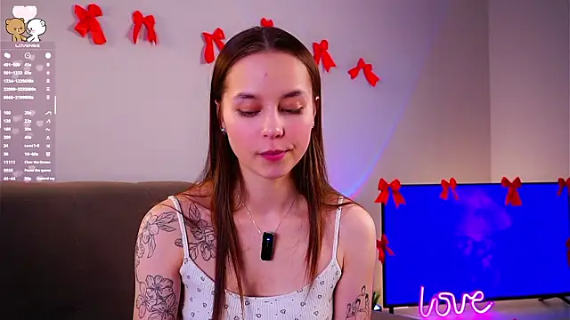 FalineDowlen online show from February 2026 02:35:02 AM