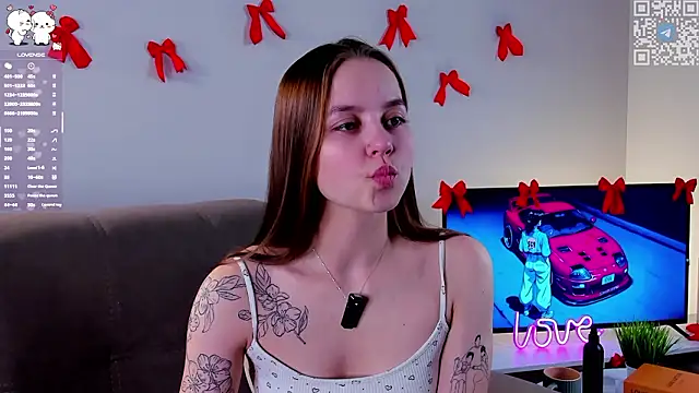 FalineDowlen online show from February 2026 02:19:01 AM