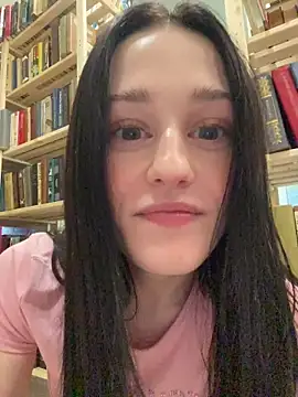 Mia Mia M online show from May 2026 04:34:02 PM