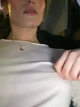 Mia Mia M online show from January 2026 02:09:02 PM