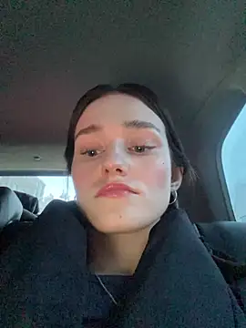 Mia Mia M online show from February 2026 02:39:02 PM