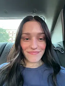 Mia Mia M online show from June 2026 05:00:01 PM
