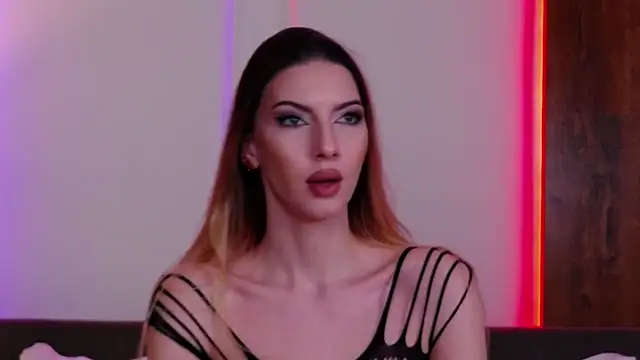 SkylerSpark online show from November 2025 09:08:01 PM