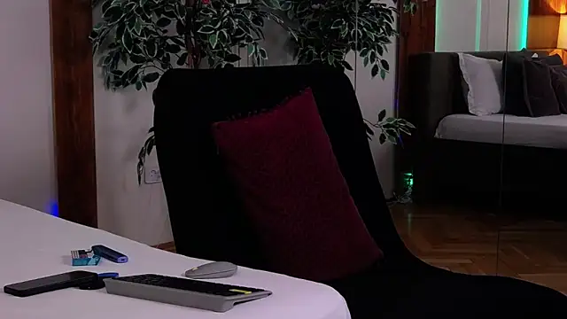 SkylerSpark online show from March 2026 08:37:01 PM