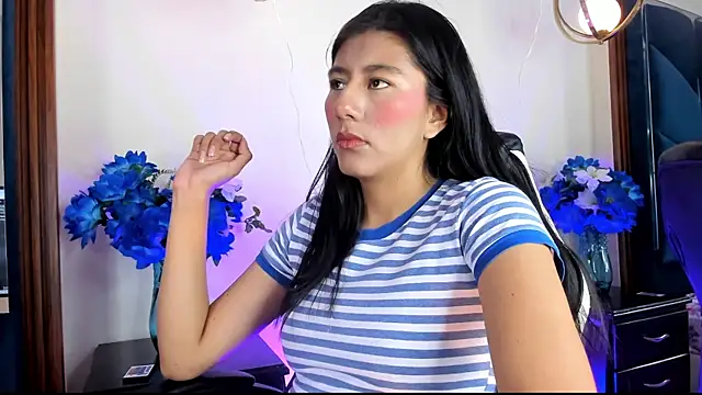 CarlaAlvez online show from December 2025 03:38:02 PM