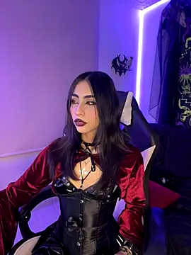 vampy dolll online show from October 2025 09:07:01 AM