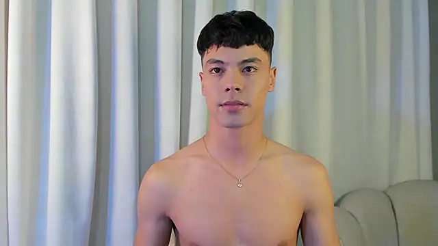 Snapshot of Dammon_Stallion chatting on December 2025 06:29:02 PM Dammon Stallion online show from December 2025 06:29:02 PM