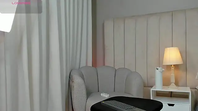 Snapshot of Dammon_Stallion chatting on November 2025 05:02:01 PM Dammon Stallion online show from November 2025 05:02:01 PM