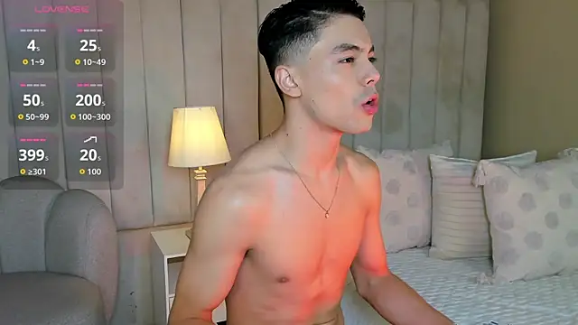 Snapshot of Dammon_Stallion chatting on December 2025 03:22:02 PM Dammon Stallion online show from December 2025 03:22:02 PM