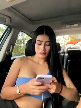 Snapshot of Sweet_and_caramel chatting on October 2025 01:34:01 PM Sweet and caramel online show from October 2025 01:34:01 PM