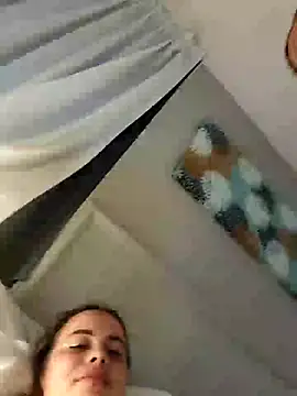 babybambiiii online show from April 2026 02:53:01 PM