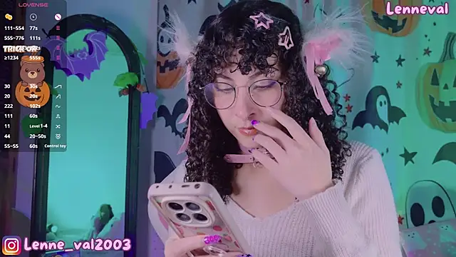 Lenneval1 online show from October 2025 03:07:02 AM