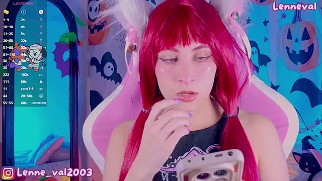 Lenneval1 online show from October 2025 02:26:02 AM