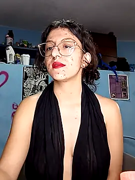 Snapshot of LoveElectra chatting on February 2025 03:21:01 PM LoveElectra online show from February 2025 03:21:01 PM