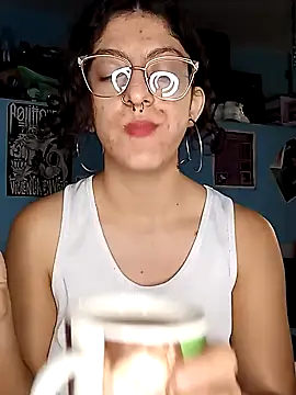 Snapshot of LoveElectra chatting on January 2025 02:06:01 PM LoveElectra online show from January 2025 02:06:01 PM