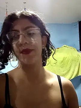 Snapshot of LoveElectra chatting on January 2025 12:28:01 AM LoveElectra online show from January 2025 12:28:01 AM